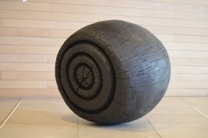 Escultura Esfera de Anillos Concéntricos – Valentina Jara Bravo